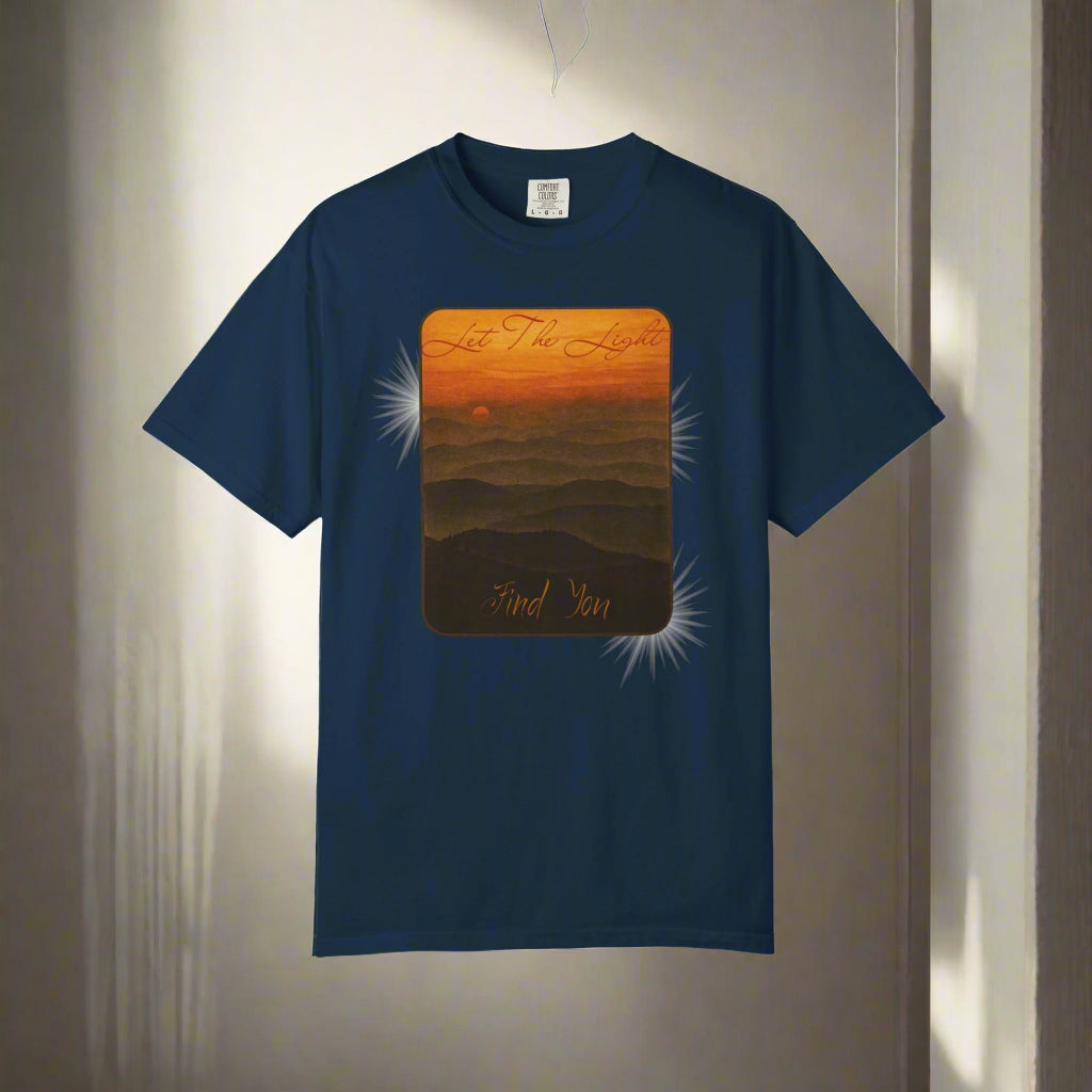 Let the Light Find You – Sunset Graphic Comfort Colors® T-Shirt